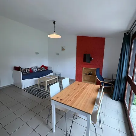 Appartement Au Bord Du - Terrasse&calme - 4 Pers *