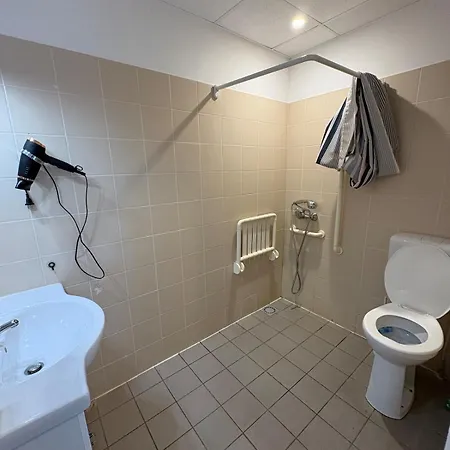 Appartement Au Bord Du - Terrasse&calme - 4 Pers